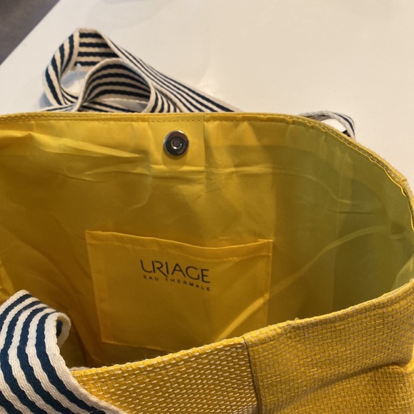 Yellow Bag - Picture 3 of 5